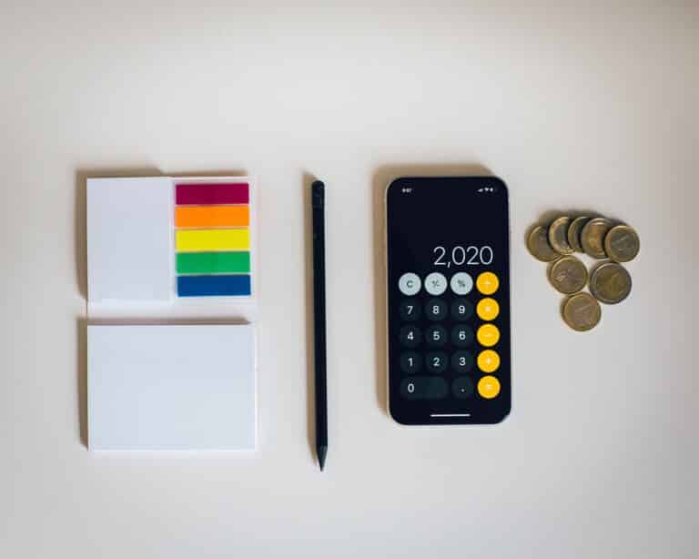 How to Calculate Engagement Rate in Social Media: The Definitive Guide