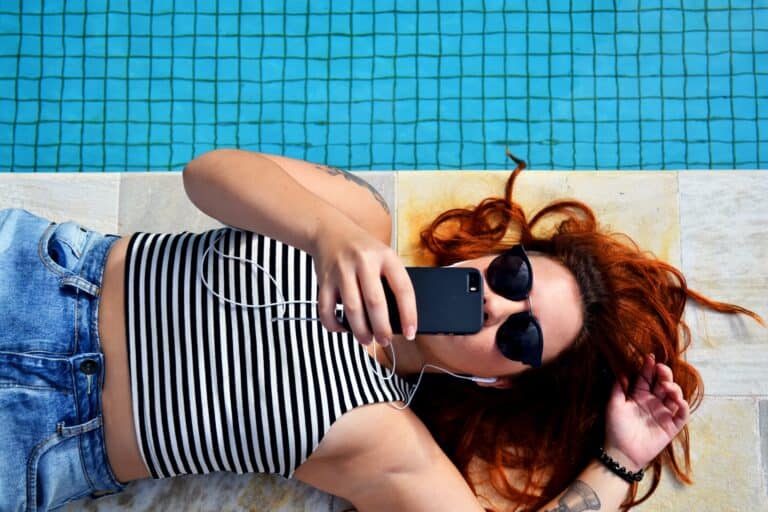 7 Tested Ways to Grow Your Email List with Instagram