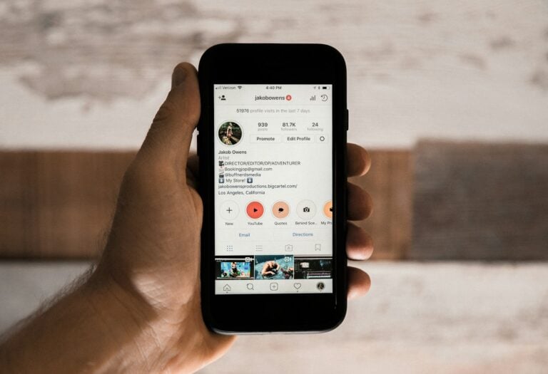 Best 25 Instagram Bio Ideas to Help Improve Yours (with Examples)