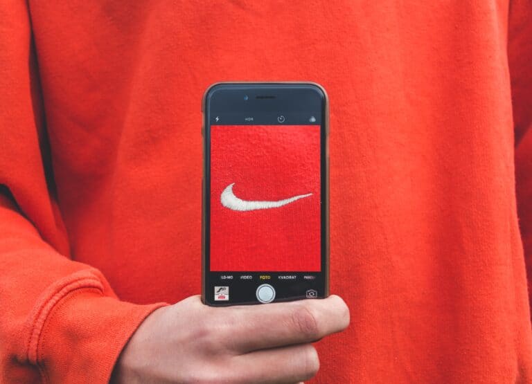 What is a Social Media Brand Ambassador and How to Leverage Them for Influencer Marketing