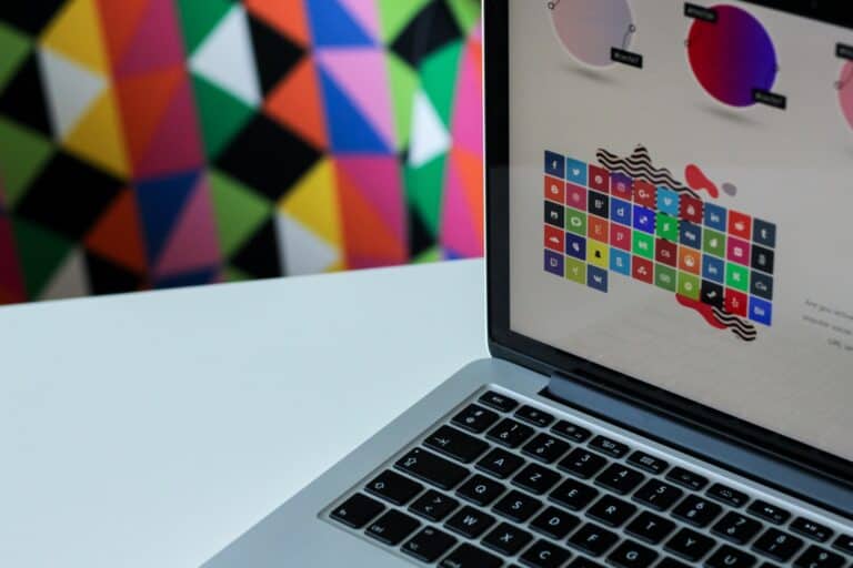 20 Instagram Apps to Create Perfect Business Instagram Graphics