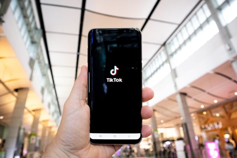 TikTok Hashtags: Where to Find and How to Use to Grow Your TikTok