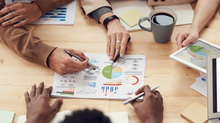 11 Important Ingredients of a Comprehensive Social Media Strategy Plan [INFOGRAPHIC]