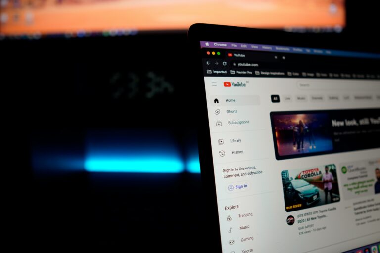 How to Create a Successful YouTube Channel in 8 Easy Steps
