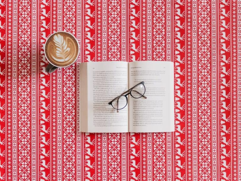 Here's How to Structure a Good Blog Post for Readers and Google