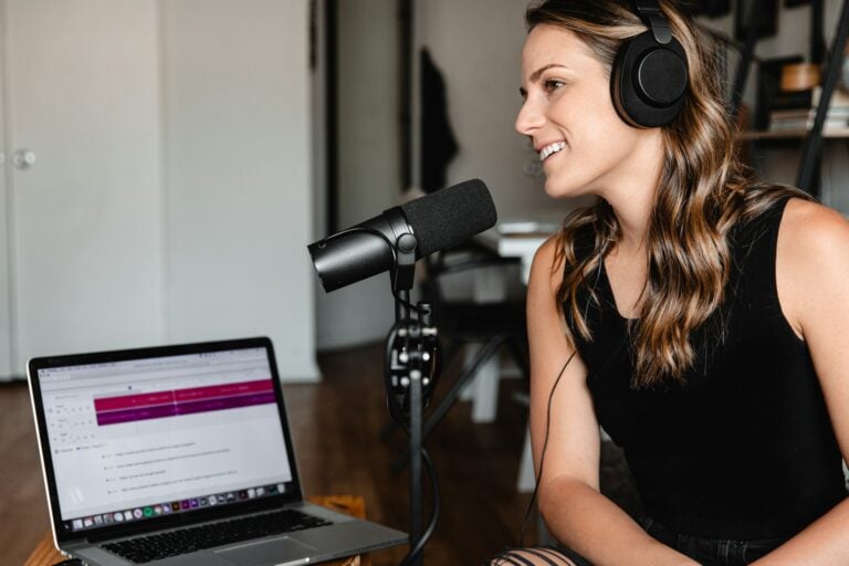 15 Realistic AI Voice Changers to Check Out